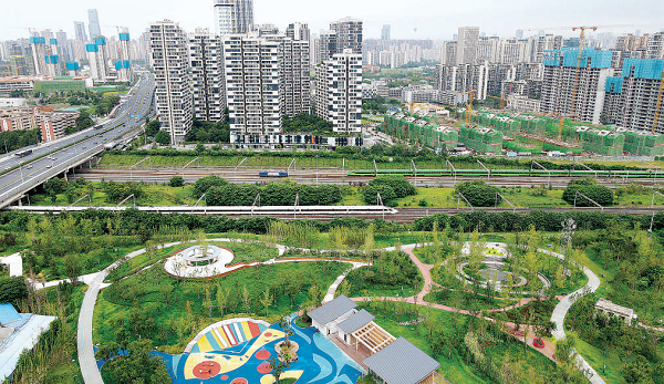 持续改善铁路沿线环境 不断推进路外安全环境整治